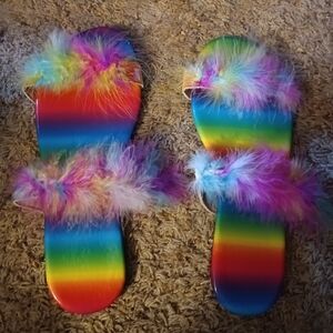 Size 9/10 M New Rainbow Feathers Flat Sandals